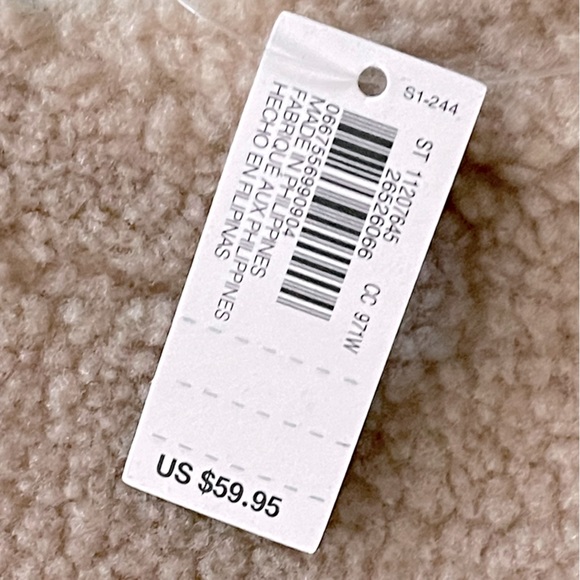 VICTORIAS SECRET COZY PLUSH FAUX FLEECE SHERPA TOTE BAG NWT - Picture 4 of 7